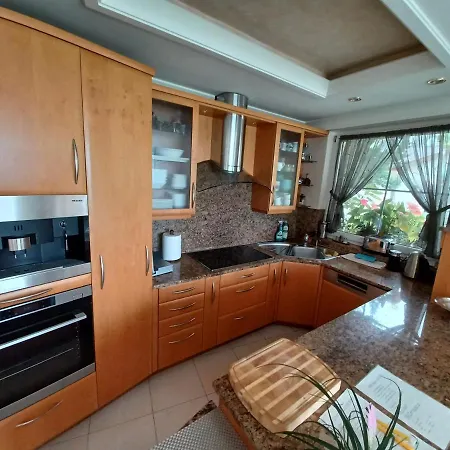 Viktoria House 발라톤사르소