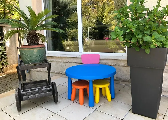 Viktoria House Semesterbostad *