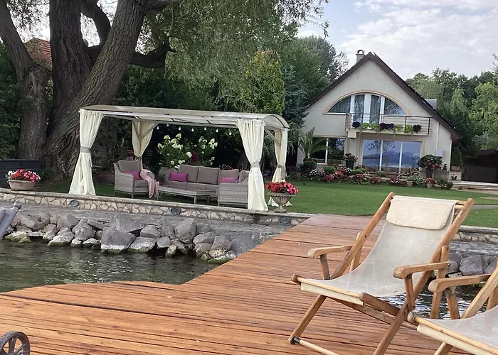 Viktoria House Balatonszarszo